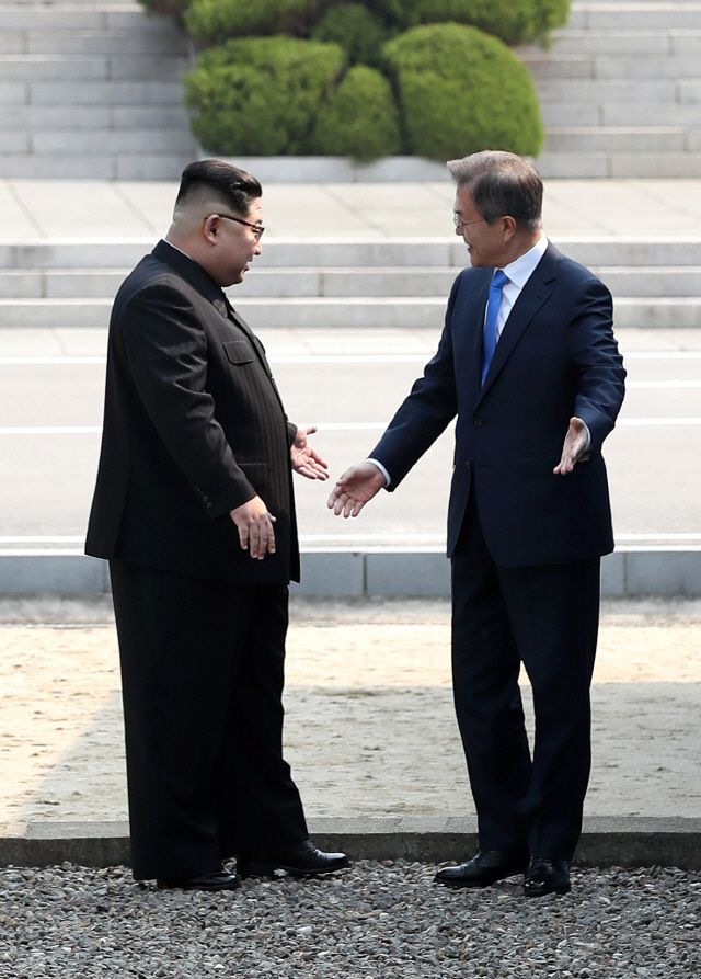 우리 국민 10명 중 7명은 북한의 ‘완전하고 검증 가능하며 불가역적인 비핵화’(CVID)가 가능하다고 여긴다는 여론조사결과가 3일 나왔다. /서울경제DB