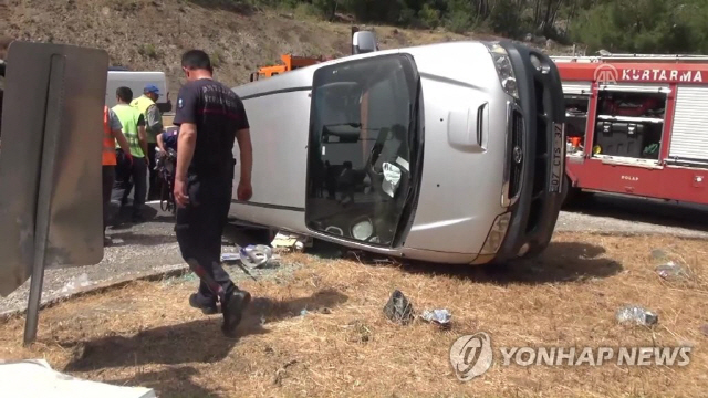 터키서 한국인 부부 4쌍 여행 중 교통사고…아내 4명 숨져