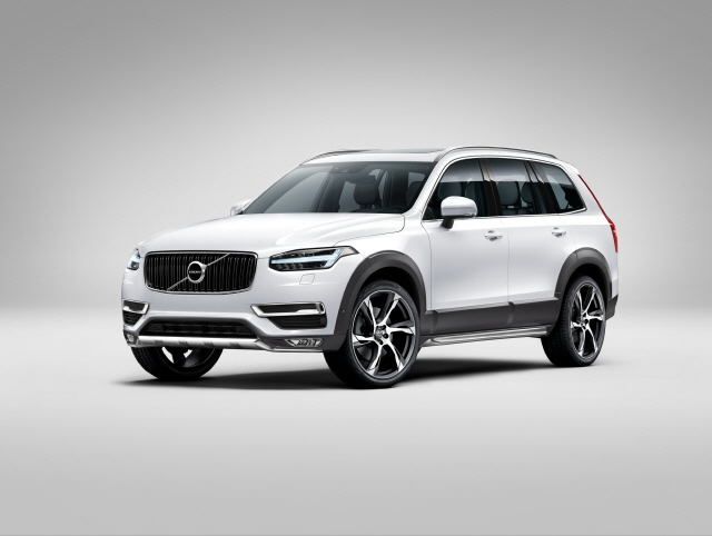 볼보 올 뉴 XC90 T6 모멘텀