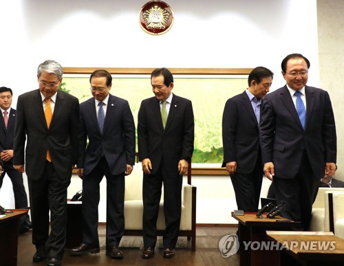 여야, 국회정상화 합의 진통…오후 4시 본회의 소집