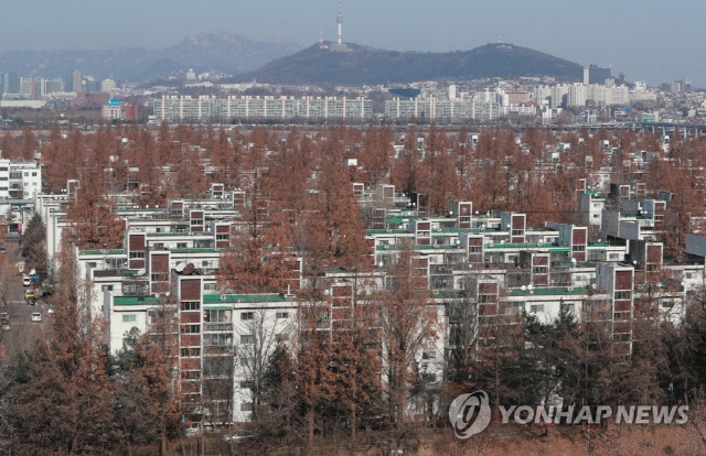 정부 '반포현대 재건축 부담금 적정…재산권 침해 소지 없다'