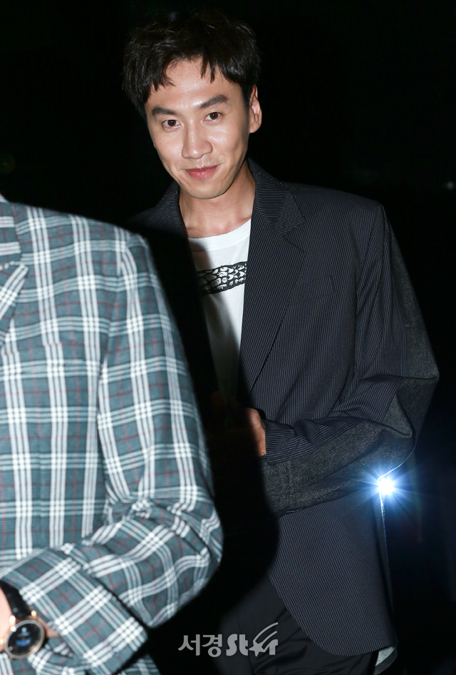 배우 이광수가 17일 오후 서울 강남구 CGV 압구정에서 열린 영화 ‘탐정:리턴즈’ 제작보고회에 참석하고 있다.