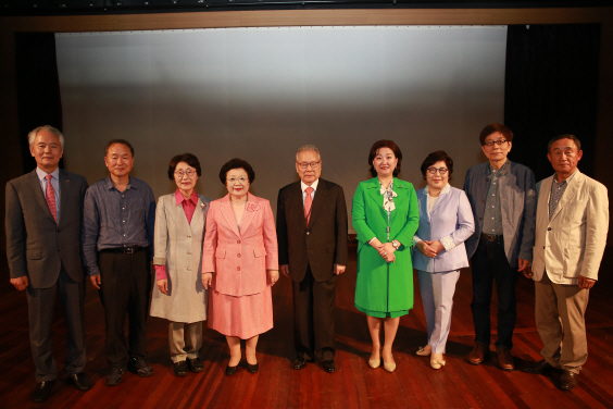 와이즈유가 23일 이어령 교수 등을 초청해 춘계학술대회를 진행했다./사진제공=와이즈유 영산대학교