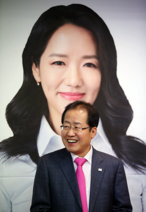 홍준표 '2차남북정상회담, 지방선거용 쇼'