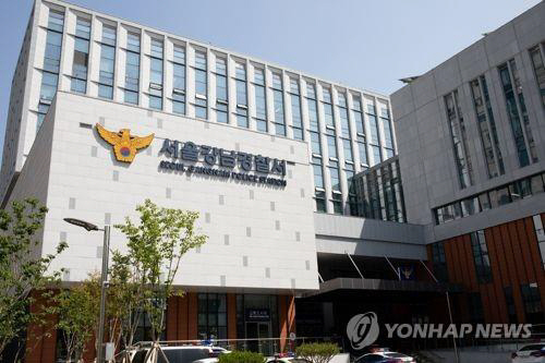 온라인 쇼핑몰에서 문화상품권을 사서 다른 사람에게 판매한 뒤 카드 결제를 취소해 3,000만원 가량의 부당이득을 취한 30대가 경찰에 붙잡혔다./연합뉴스