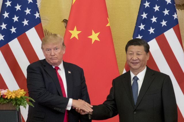 도널드 트럼프(왼쪽) 미국 대통령과 시진핑 중국 국가주석    /AP연합뉴스