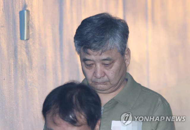 ‘과격집회 주도’ 정광용 박사모 회장, 항소심서 집행유예 석방