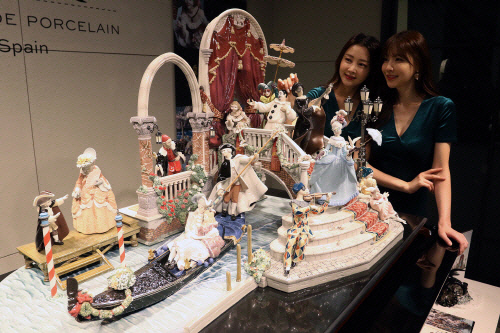신세계백화점, ‘3억 도자기 예술품’ 초대전 개최