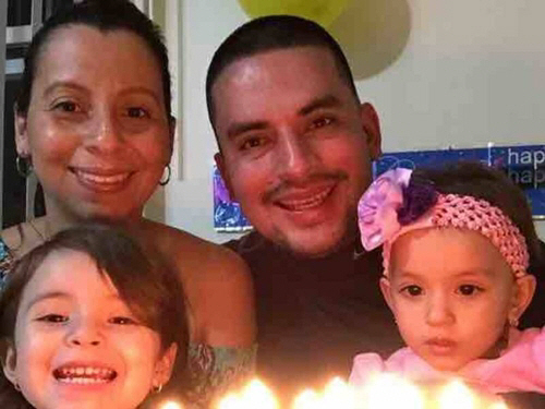 미국 이민세관단속국(ICE)에 구금돼 추방 위기에 처한 파블로 비야비센시오(35)의 가족사진./출처=연합뉴스