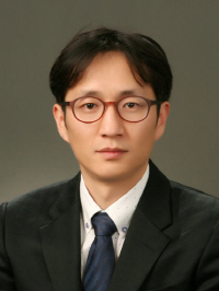 박신욱 경남대 법학과 교수