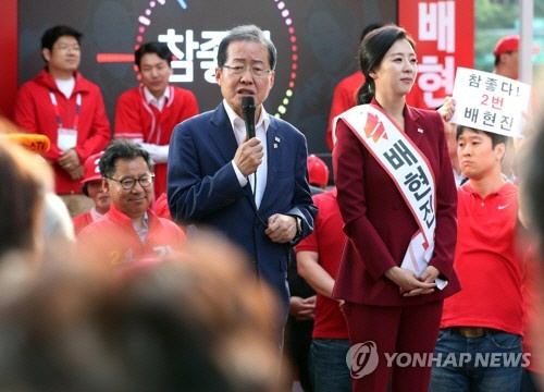 민주당은 '이재명 김부선 스캔들' 한국당은 '정태옥 이부망천 발언' 막판 악재에 비상