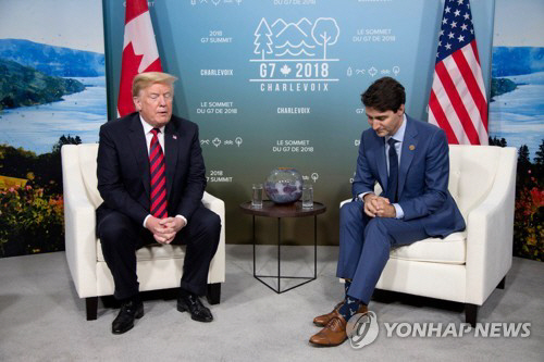 美, 캐나다 트뤼도 총리 맹공 “등뒤서 칼꽂아” ‘G7  감정의 앙금’