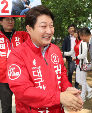 권영진 자유한국당 대구시장 후보/연합뉴스