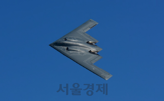 미공군 B-2A 스피릿 폭격기