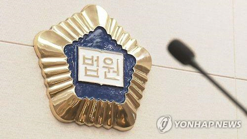 자신이 일하던 회사 대표를 살해한 뒤 범행을 숨기고자 시신에 전분을 뿌린 30대가 항소심에서도 중형을 선고받았다./연합뉴스