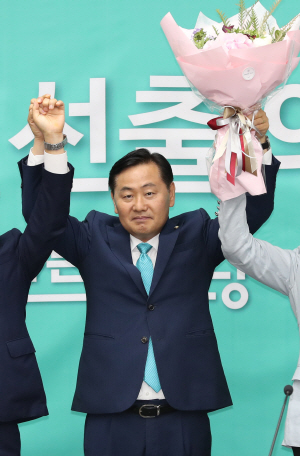 바른미래당 김관영 신임원내대표 선출...원 구성 협상 급물살