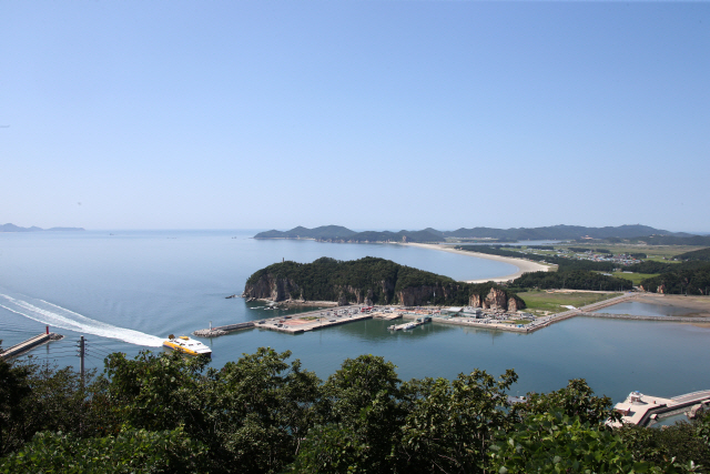 반값 뱃삯에 인기 관광지 된 인천 섬들