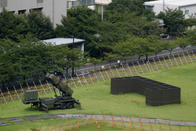 일본 도쿄에 설치된 패트리어트 미사일/블룸버그
