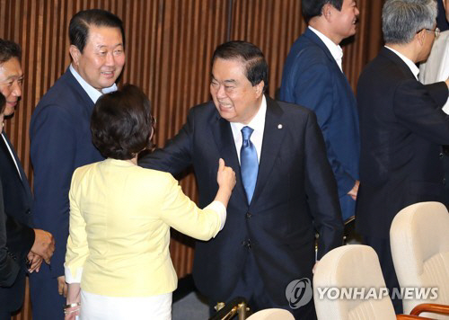 문희상, 20대 국회 후반기 국회의장 선출…275표 중 259표