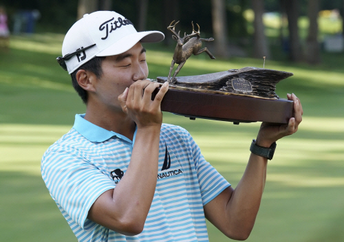 마이클 김, 존 디어 클래식 우승…PGA 투어 첫 정상