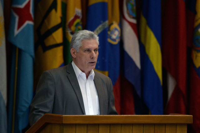 쿠바, 신임 내각 인준·‘사유재산 허용’ 개헌안 의회 가결