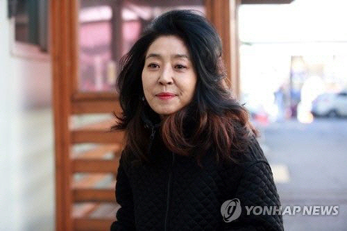 '이재명 스캔들' 김부선, 아파트 관리소장 폭행 2심서도 벌금형