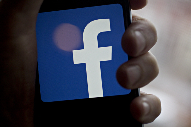 페이스북 ‘미 중간선거 개입 의도’ 의심 가짜계정 32개 삭제