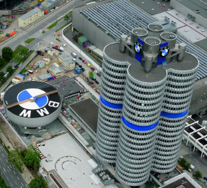 독일 BMW 본사 건물