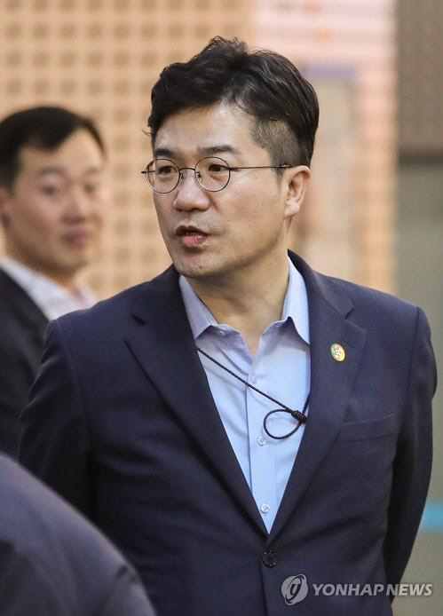 ‘특검 출석’ 송인배 “드루킹 사건 진실 밝혀지길 바란다”