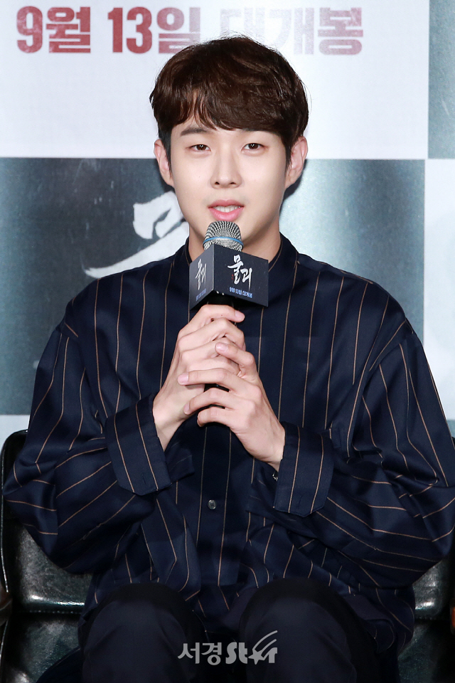 배우 최우식이 영화 ‘믈괴’ 제작보고회에 참석했다.