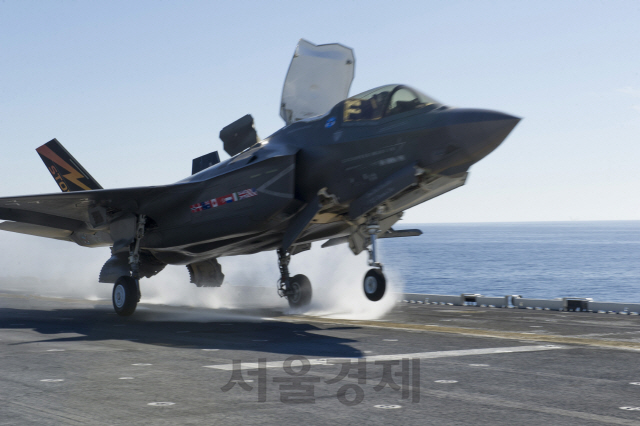 해군, 마라도함에 스텔스전투기 F-35B 탑재 검토