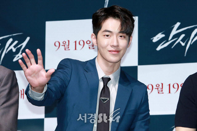 배우 남주혁이 영화 ‘안시성’ 제작보고회에 참석했다.