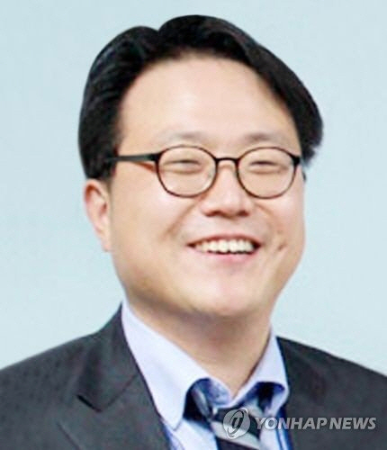 한미연구소 개입 논란 홍일표, 靑 시민사회수석실 복귀