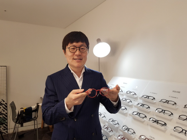 3D 프린팅 안경제조업체 콥틱 박형진 대표 '와비파커 '혁신 DNA' 접목…안경시장 새 비전 제시'