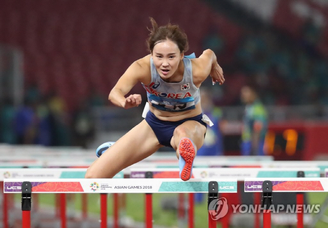 ‘허들 금메달’ 정혜림 “日 선수들과 경쟁하며 두려움 없어졌다”