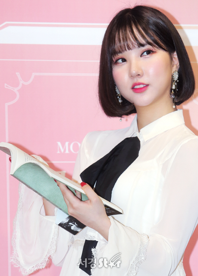여자친구 은하, 순백의 미모 아이돌 | 서울경제