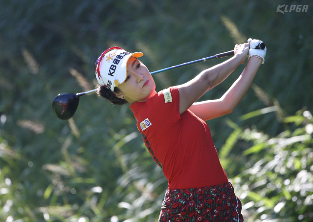 [KLPGA 한화클래식 2R] 임희정 '아시안게임 아쉬움 우승으로 씻을래요'