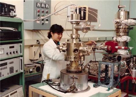90년대 한국표준과학연구원 압력진공그룹 연구원 시절/신용현의원실 제공