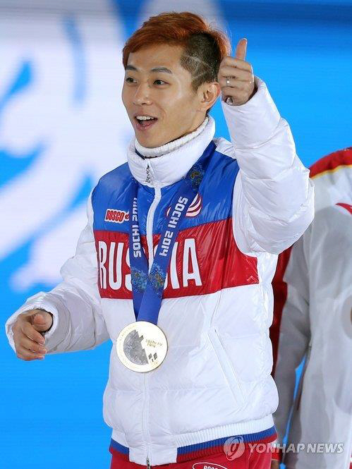 ‘러시아 귀화’ 안현수, 딸 육아 문제로 한국行 “평창올림픽 전부터 은퇴 계획”