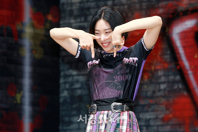 안무가 리아킴이 KBS2 예능 ‘댄싱하이’ 제작발표회에 참석해 포토타임을 갖고 있다.