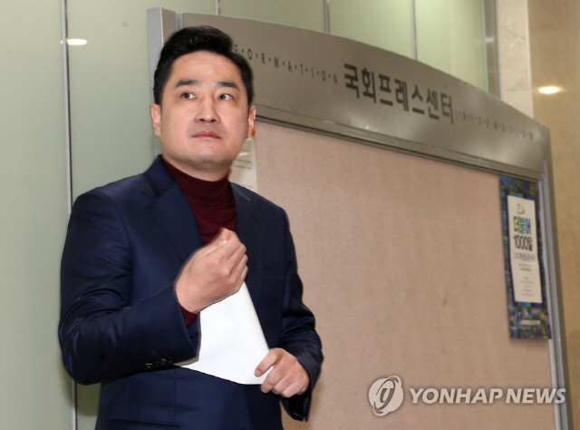 강용석, 윤서인·김세의 징역 1년 구형에 “문재인 정부 비판에 재갈 물리기”
