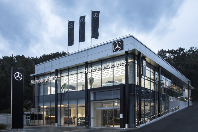 메르세데스-벤츠 코리아 공식딜러 한성모터스, 부산 북구 전시장만의 특색있는 Mercedes-AMG 시승행사 진행