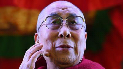 티베트 불교의 정신적인 지도자 달라이 라마./연합뉴스