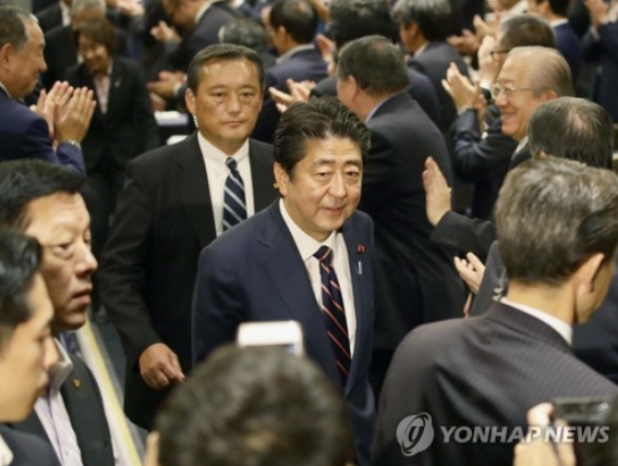 日 아베 자민당, 총재선거 승리…일본 역대 최장기 재임 총리