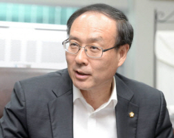 오세정 바른미래당 의원, 서울대 총장 선거 출마