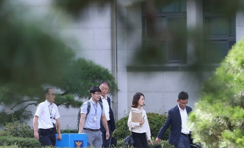 ‘문제유출 의혹’ 숙명여고 쌍둥이 내달초 소환