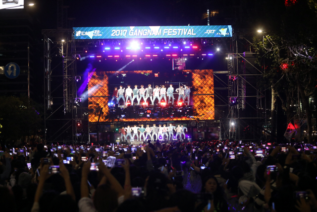 지난해 강남 페스티벌에서 열린 K-POP 콘서트 /사진제공=강남구