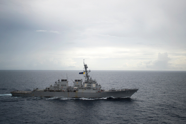 미 해군 소속 미사일 장착 구축함 디케이터함/AFP연합뉴스