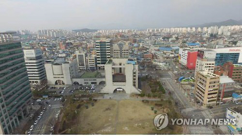 전주 신축 아파트 욕실서 라돈 10배 검출…입주민 불안↑