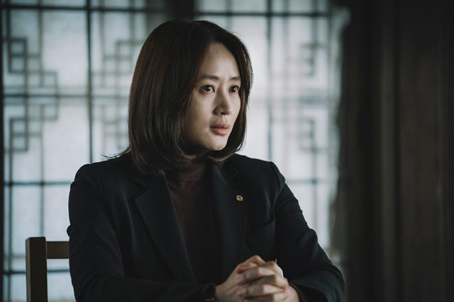 ‘국가부도의 날’ 김혜수, ‘국가부도’ 위기 막기 위해 모든 것을 걸었다